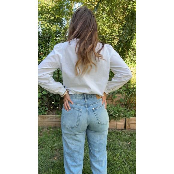 Low Waist Baggy Distressed Denim – Light Wash - Picture 6 of 7